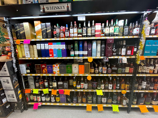 Liquor Store «Hackensack Liquor Store», reviews and photos, 500 S River St, Hackensack, NJ 07601, USA