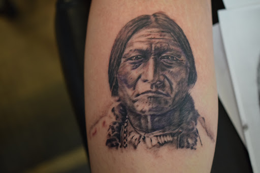 Tattoo Shop «The Shop», reviews and photos, 141 S Grand Ave, Fowlerville, MI 48836, USA