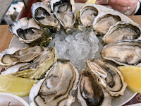 Plats et boissons du Bar-restaurant à huîtres Chez Jérôme à Biarritz - n°1