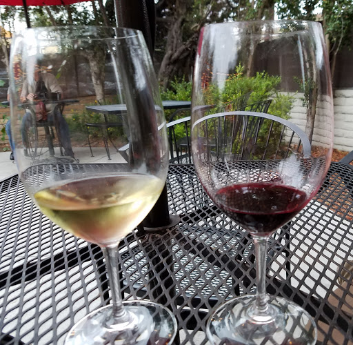 Wine Bar «The Wine Crush», reviews and photos, 3131 E Broadway, Long Beach, CA 90803, USA