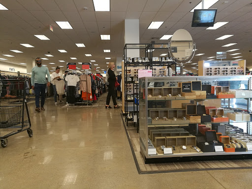 Department Store «Nordstrom Rack Centre at Post Oak», reviews and photos, 5000 Westheimer Rd #500, Houston, TX 77056, USA