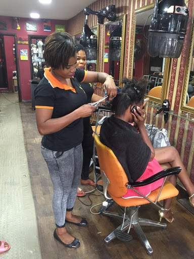 Xpress Image Hair Clinic, Off Adeola Odeku, 20 Elsie Femi Pearse St, Victoria Island, Lagos, Nigeria, Barber Shop, state Lagos