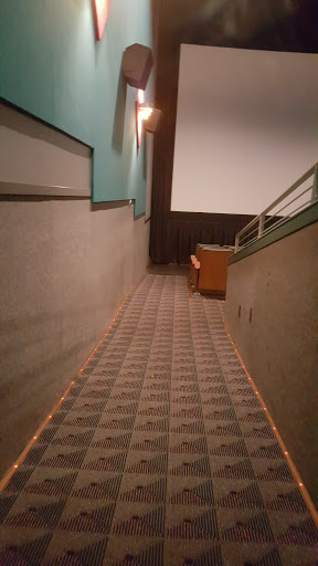 Movie Theater «AMC Showplace Schererville 16», reviews and photos, 875 Deer Creek Dr, Schererville, IN 46375, USA