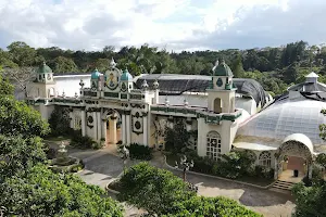 Fernwood Gardens Tagaytay image