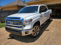 Rainbowshine Hand Car Detailing and Cleaning Services - Photo 8 - Car repair in Bryan, TX, College Station