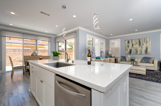 Jessica Hong, REALTOR - Hong Real Estate Group image