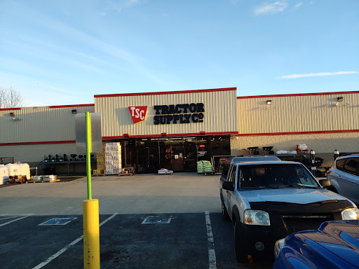 Home Improvement Store «Tractor Supply Co.», reviews and photos, 301 Century Dr, Mt Airy, MD 21771, USA