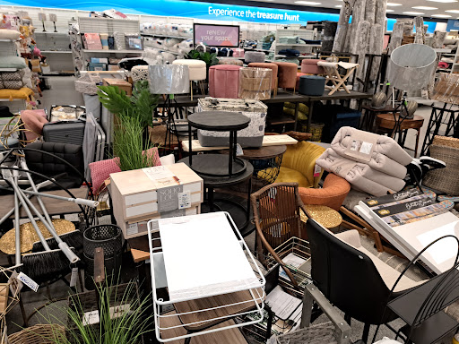 Clothing Store «Ross Dress for Less», reviews and photos, 9773 Jefferson Davis Hwy, Fredericksburg, VA 22408, USA