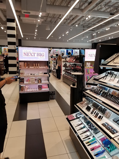 Cosmetics store Fremont