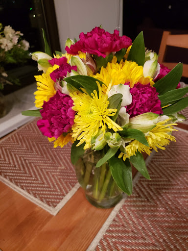 Florist «City Enchanted Gardens Florist», reviews and photos, 2246 W Taylor St, Chicago, IL 60612, USA