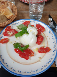 Burrata du Restaurant sicilien Les Amis Des Messina à Paris - n°16