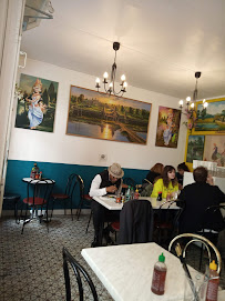 Atmosphère du Restaurant cambodgien Colline d'Asie - Del Sarte à Paris - n°3