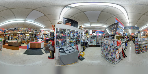 Pawn Shop «E-Z Money Pawn & Jewelry», reviews and photos, 1175 Clay St, Bowling Green, KY 42101, USA