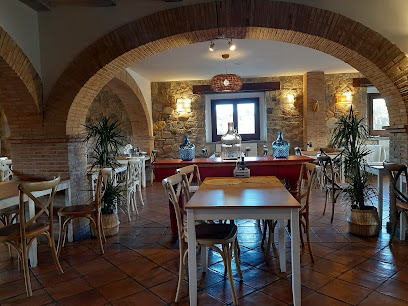 Restaurant Arrels - Quart (Girona) - Carretera C-250, Km 7, 17242 Quart, Girona, Spain