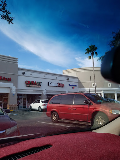 Video Game Store «GameStop», reviews and photos, 821 E Commercial Blvd, Oakland Park, FL 33334, USA
