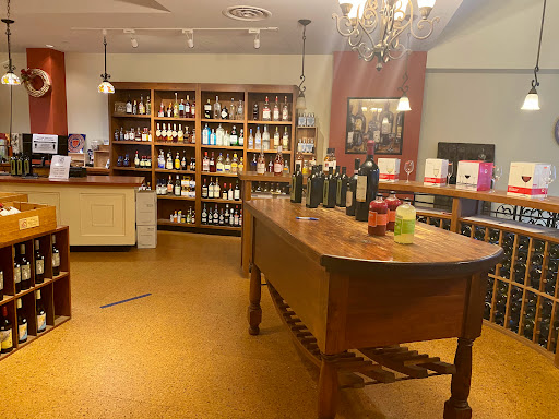 Wine Store «Spiritus Wines», reviews and photos, 220 Asylum St, Hartford, CT 06103, USA