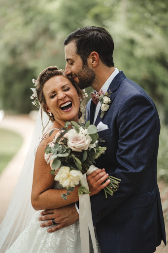 Clothing Alteration Service «Malindy Elene Bridal Boutique», reviews and photos, 2109 W Kennedy Blvd, Tampa, FL 33606, USA