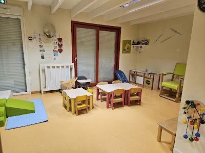 Micro Crèche Pom d'Api à Vieilley