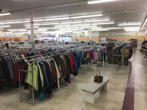 Thrift Store «Goodwill», reviews and photos