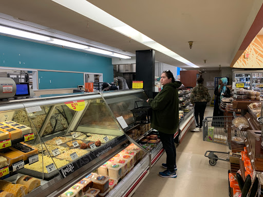 Grocery Store «Kroger», reviews and photos, 1555 Wayne Ave, Dayton, OH 45410, USA