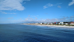 Foto von Oak Island Pier beach - beliebter Ort unter Entspannungskennern