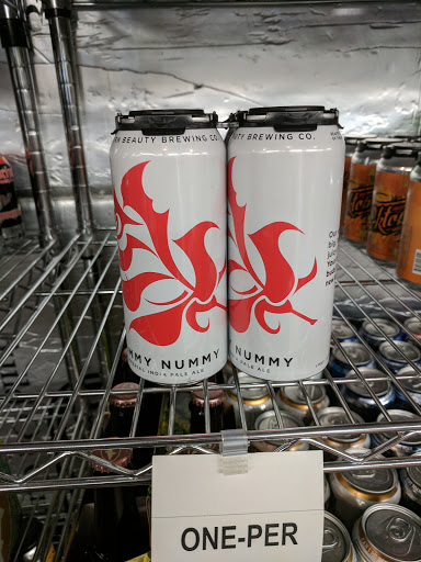 Liquor Store «Sassy Liquors», reviews and photos, 264 Meriden-Waterbury Turnpike, Southington, CT 06489, USA