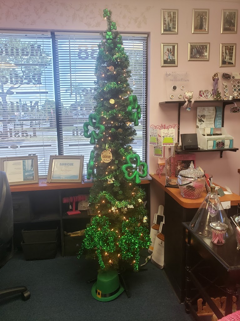 Face Forward Studio 34205