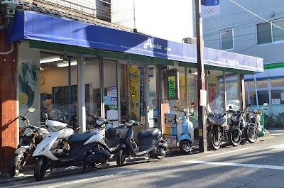 アシスト