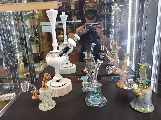 Tobacco Shop «Emmaus Smoke Shop», reviews and photos, 1245 Chestnut St, Emmaus, PA 18049, USA