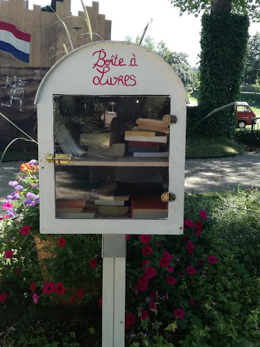 Boîte à lire à Pont-l'Évêque