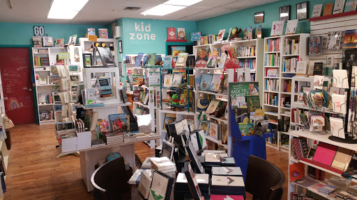 Book Store «MacIntosh Books of Sanibel», reviews and photos, 2330 Palm Ridge Rd, Sanibel, FL 33957, USA