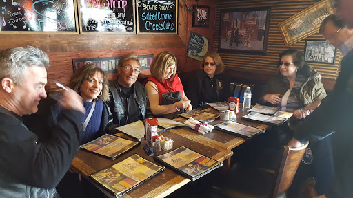 Bar & Grill «J T Maxies», reviews and photos, 240 Wolf Rd, Albany, NY 12205, USA