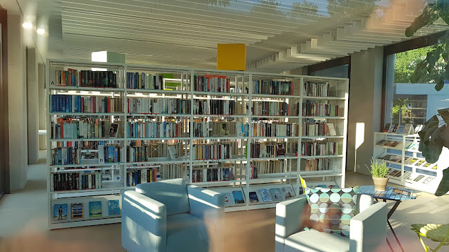 Rezensionen über Bibliothek Regensdorf in Zürich - Buchhandlung