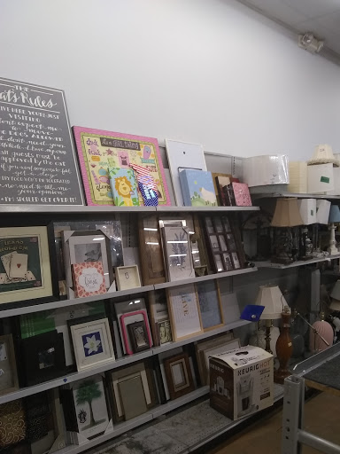 Thrift Store «Goodwill Store & Donation Center», reviews and photos, 675 N Euclid St, Anaheim, CA 92801, USA