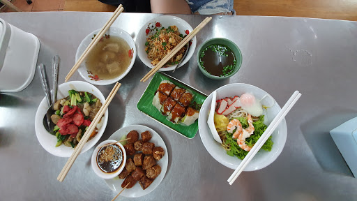 Lock Tien - Phuket local food center