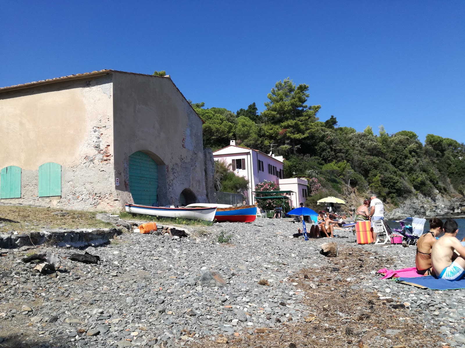 Foto von Spiaggia del Bagno wilde gegend