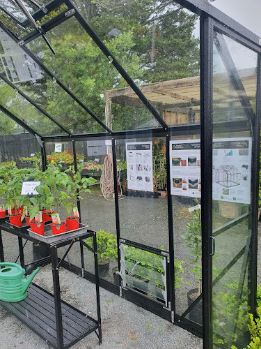 Reviews of Kumeu Garden Hub in Auckland - Landscaper