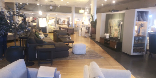 Furniture Store «Crate and Barrel», reviews and photos, 8505 Park Meadows Center Dr, Lone Tree, CO 80124, USA