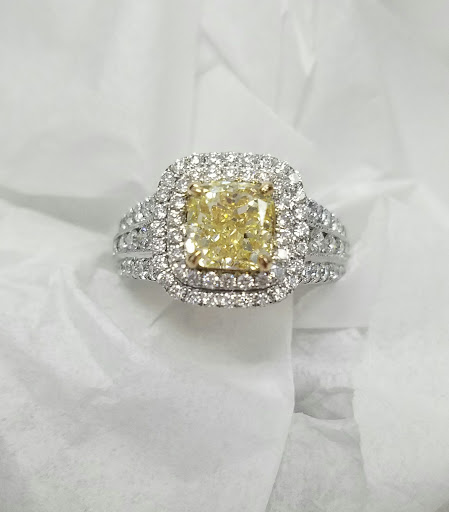 Jewelry Store «The Diamond Gallery», reviews and photos, 304 Illinois 59 #112, Naperville, IL 60540, USA