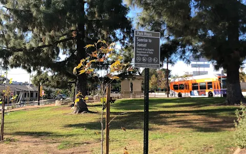 Altadena Triangle Park image