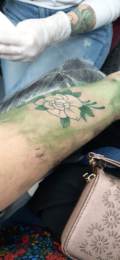 Tattoo Shop «Drop of Ink Tattoo», reviews and photos, 208 E King St # 2, Shippensburg, PA 17257, USA