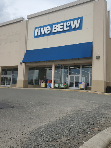 Variety Store «Five Below», reviews and photos, 533 S Broad St, Meriden, CT 06450, USA