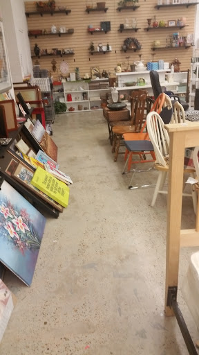 Thrift Store «St Vincent De Paul Society», reviews and photos, 5236 Cedar St, Bellaire, TX 77401, USA