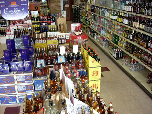 Liquor Store «Radnor Wines and Spirits», reviews and photos, 4685 Trousdale Dr # C, Nashville, TN 37204, USA