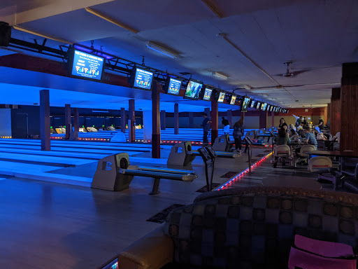 Bowling Alley «Crafton Ingram Lanes», reviews and photos, 252 Crafton Shopping Center, Crafton, PA 15205, USA