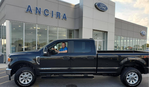 Ford Dealer «Ancira Ford», reviews and photos, 501 10th St, Floresville, TX 78114, USA