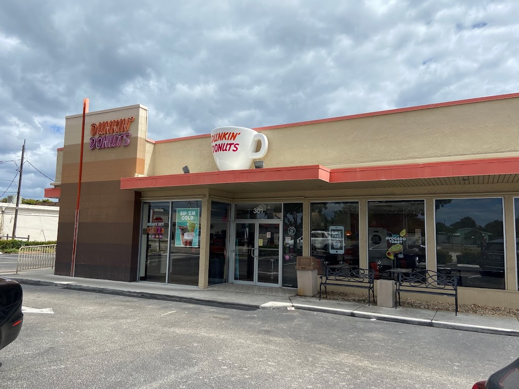 Dunkin' 33403