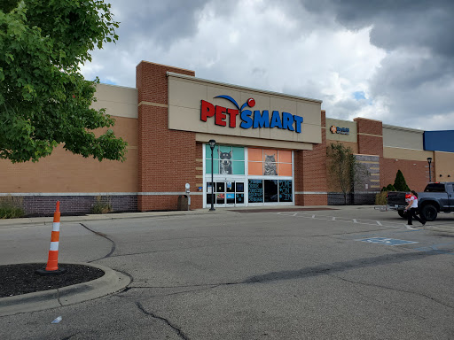 Pet Supply Store «PetSmart», reviews and photos, 3439 Princeton Rd, Hamilton, OH 45011, USA