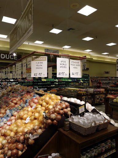 Grocery Store «Ingles Market», reviews and photos, 904 S Main St, Sweetwater, TN 37874, USA