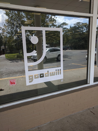 Thrift Store «Goodwill», reviews and photos